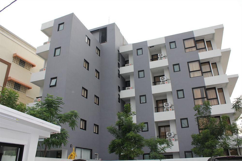 Utd Aries & 3* Bangkok