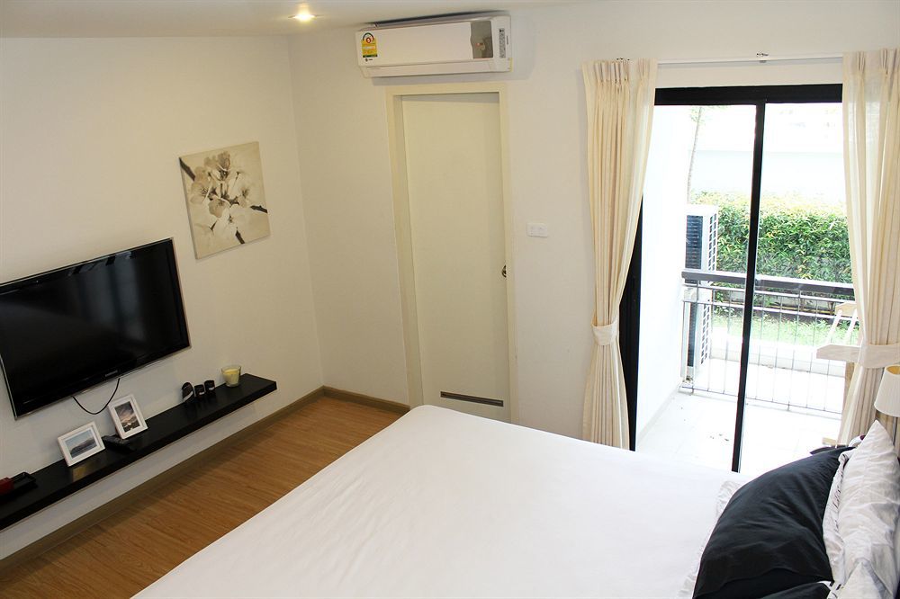 Utd Aries & 3* Bangkok